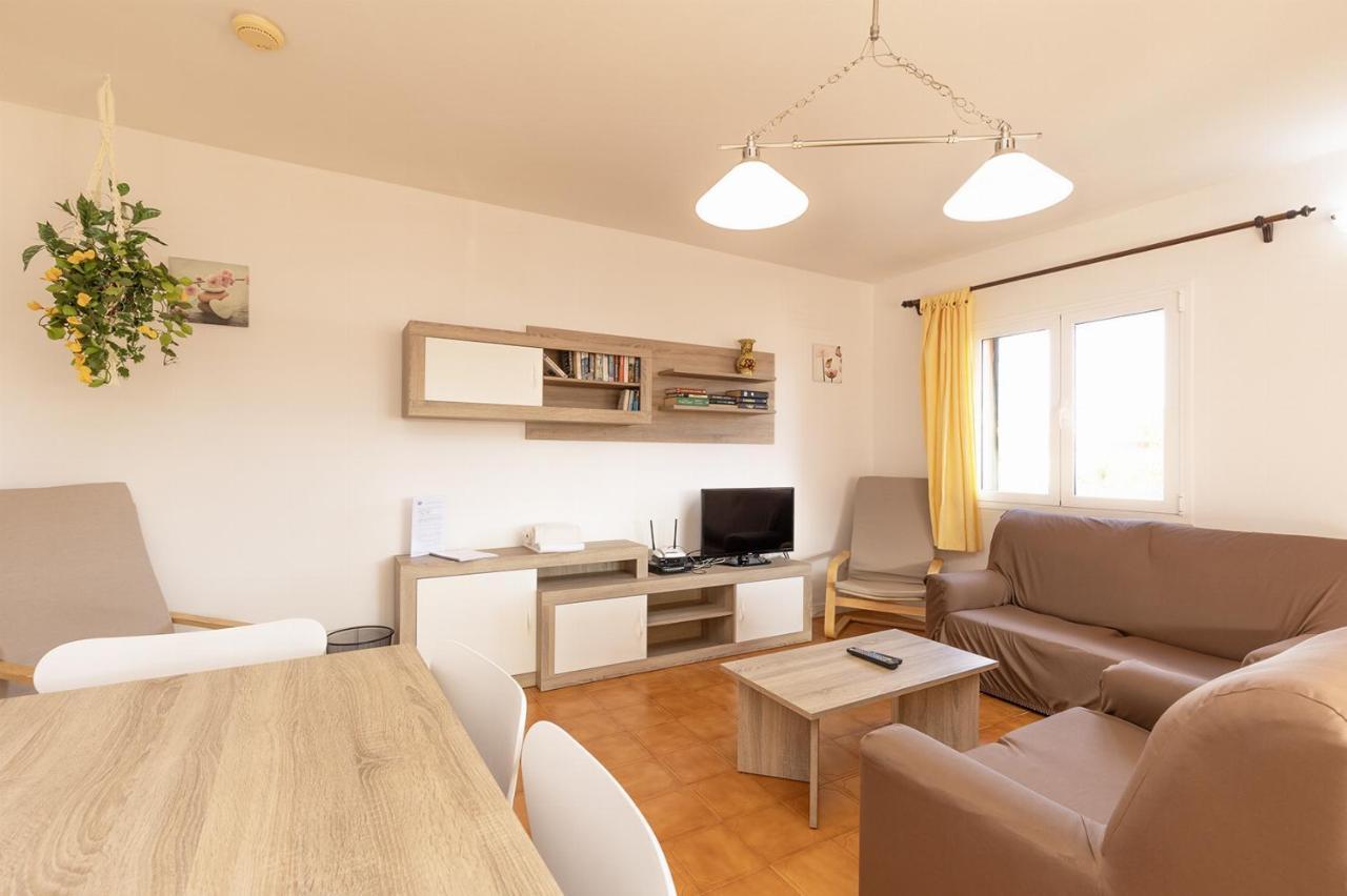 Villa Mares Cala En Porter  外观 照片
