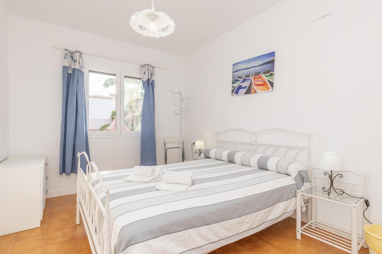 Villa Mares Cala En Porter  外观 照片
